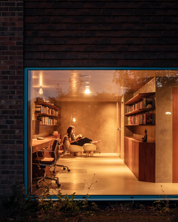 Home-office-in-a-garage-conversion-51-vatraa-midres